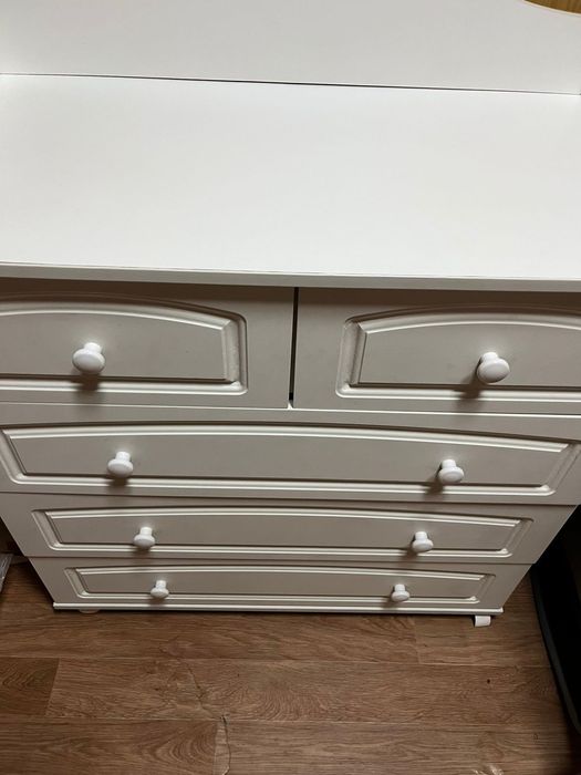 Пподаёться комод