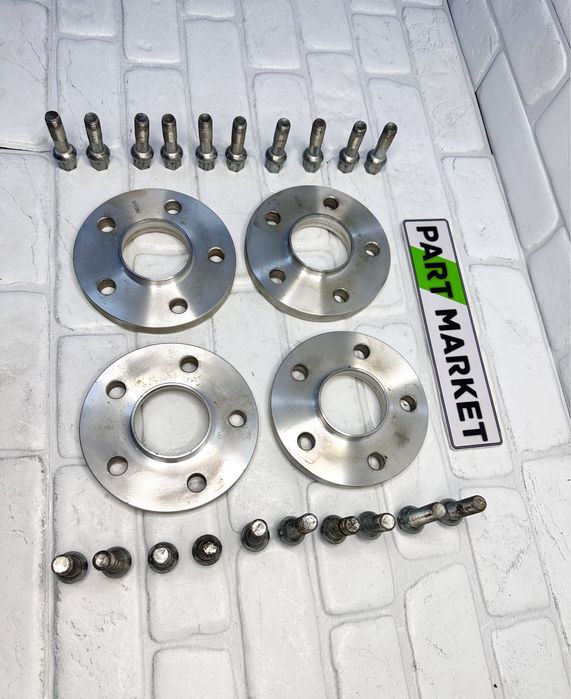 Фланци AUDI 15мм Platinum Racing