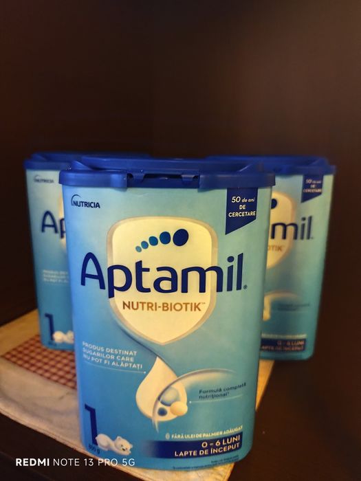 vând 3 cutii aptamil nutri biotik 1(0-6 luni)