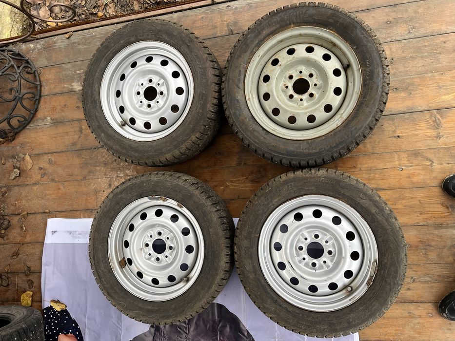 Комплект дисков с резиной