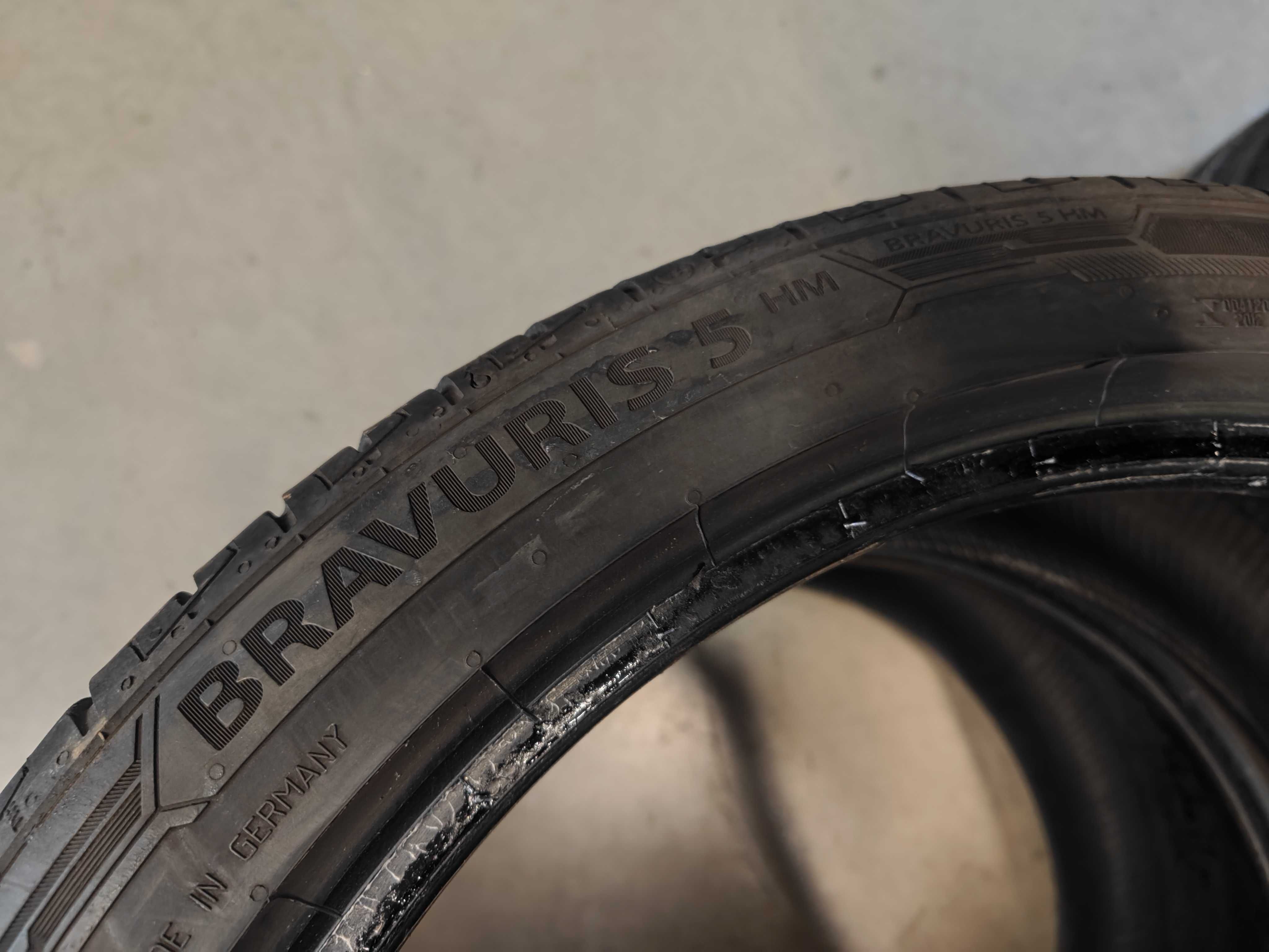 2бр.летни гуми 225/40/18 Barum