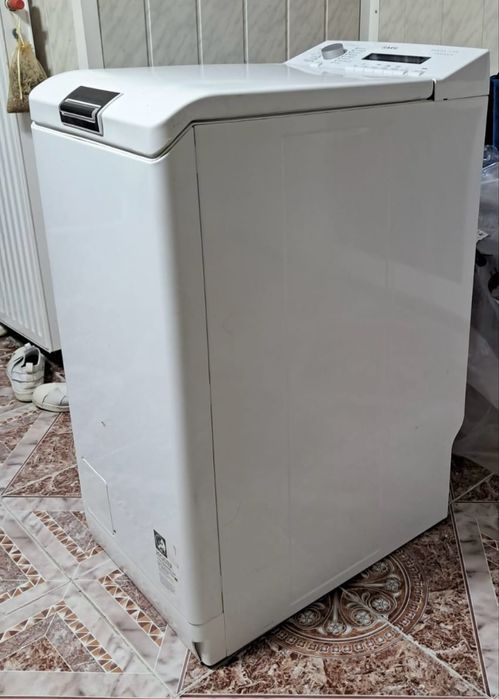 Masina de spalalt haine 7kg