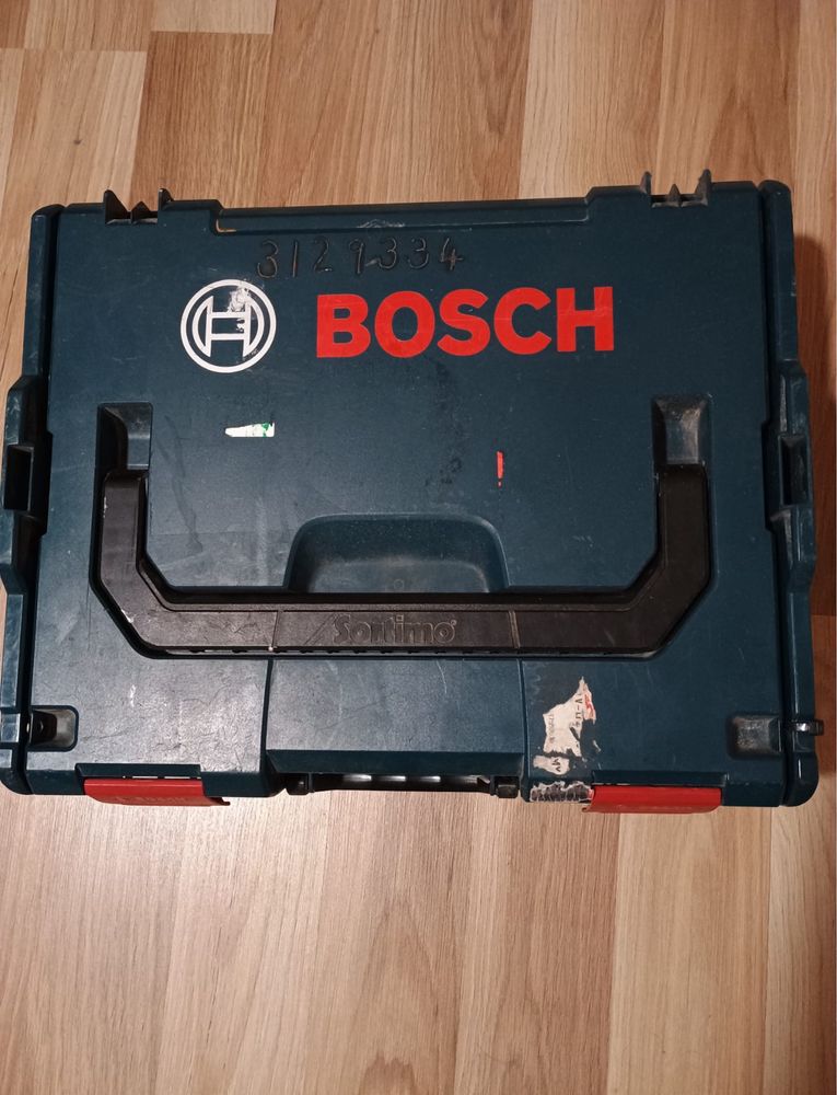 Куфар бош Bosch LBOX с вложка за винтоверт GSB
