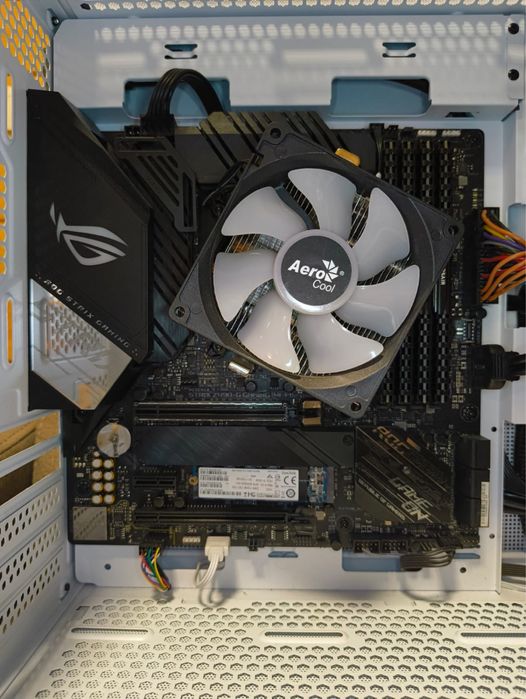 Corsair Vengenance 16gb 4x4 2400mhz