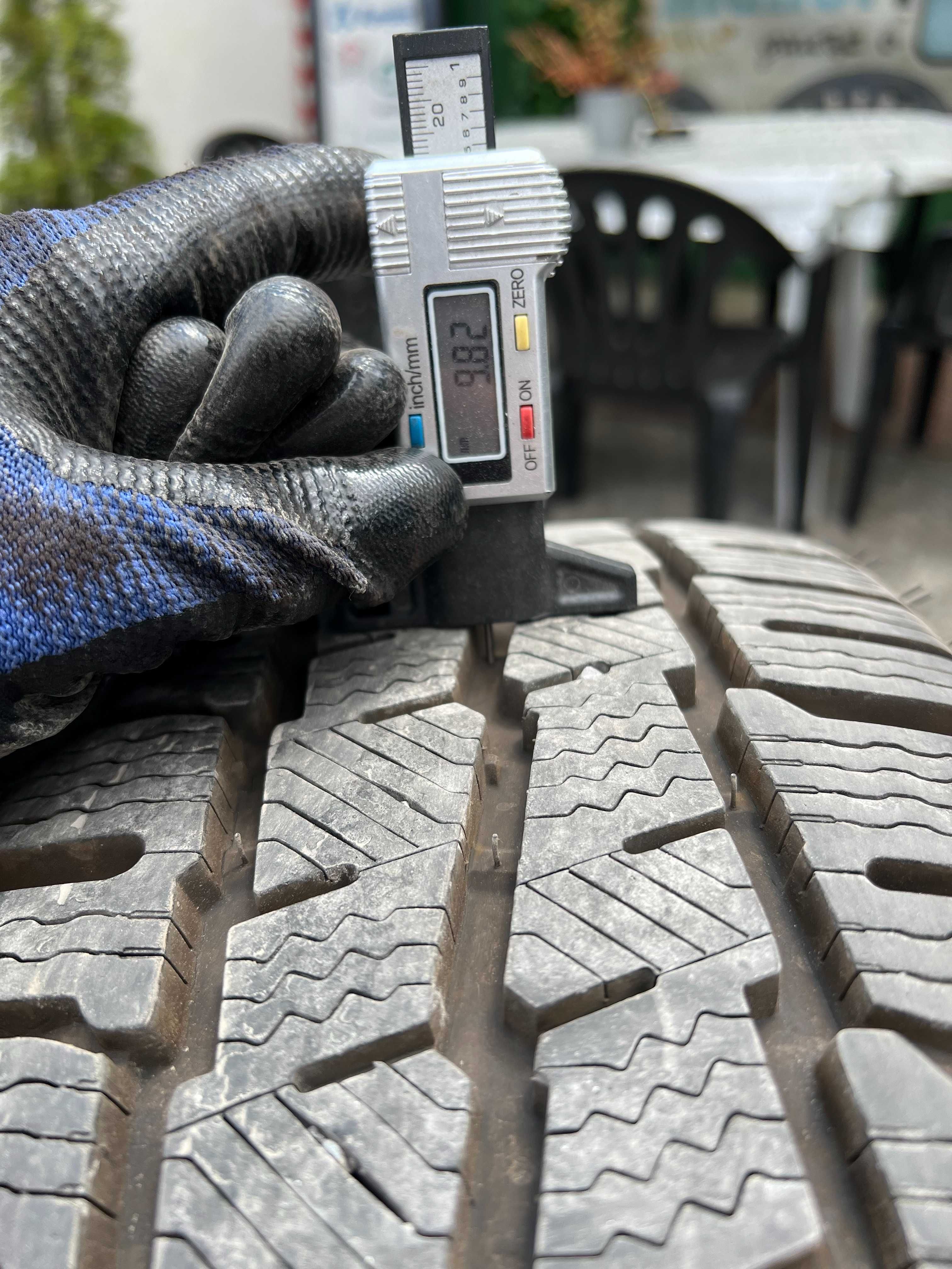 НОВИ гуми Michelin 215/65/16C с джанти 6.5Jx16 ET60 5x160 за Форд/Ford