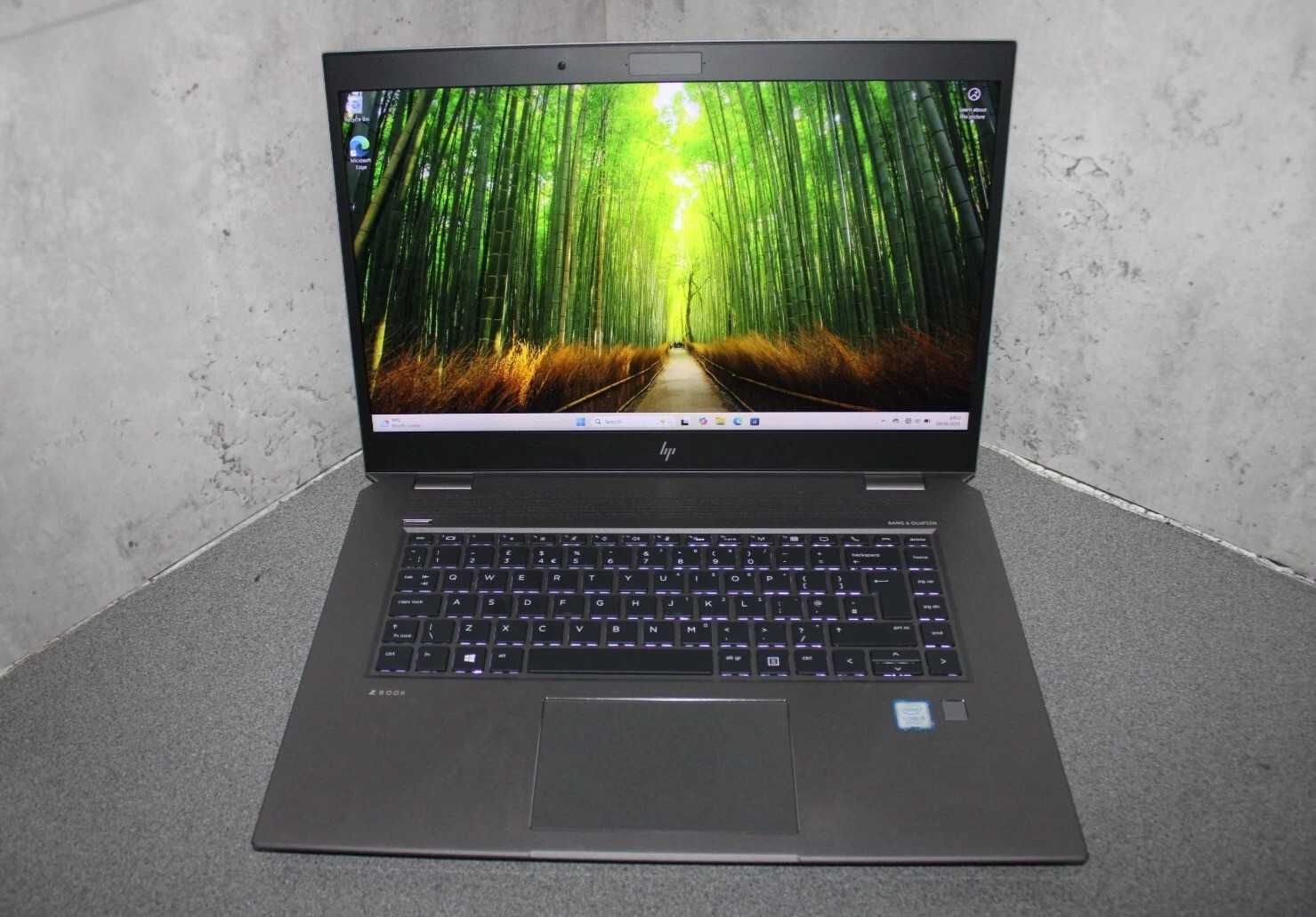 Лаптоп HP ZBook 15 G5 I9-8950HK 32GB 1TB SSD NVIDIA Quadro P2000