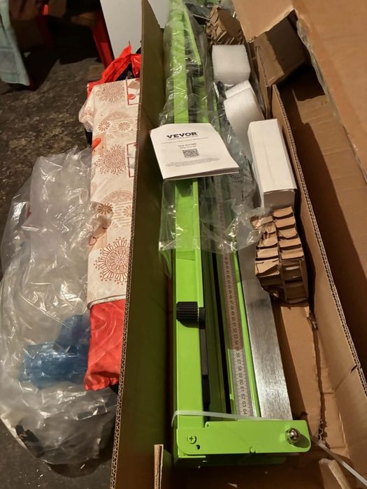 Mașină de tăiat gresie