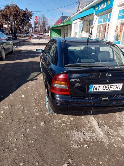 Vând Opel Astra G
