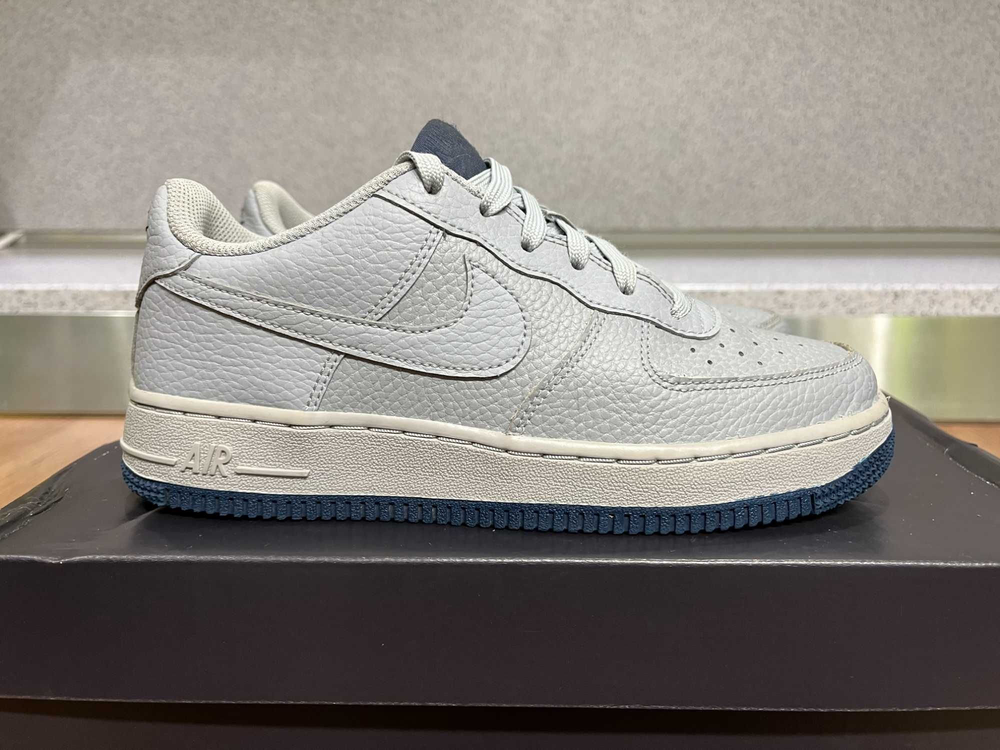 ОРИГИНАЛНИ *** Nike AIr Force 1  / Wolf Grey