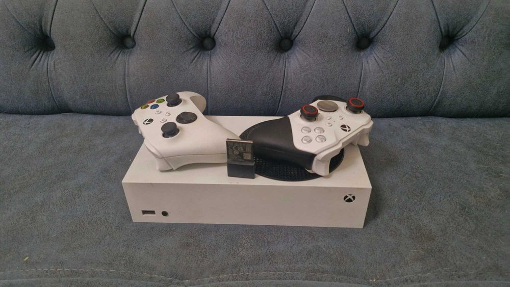 Xbox series s с джойстиком elite pro 2 + 1tbb  ssd в комплекте.