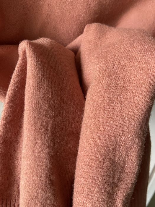 Maletă piersică cu lână și cașmir, M-XL