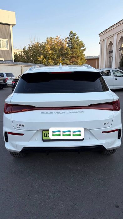Byd e2 luxory eng full