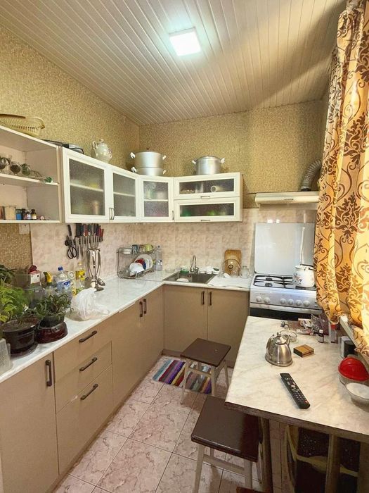 Чиланзар 12-й квартал Двухкомнатная ориентир Мед Центр Шох