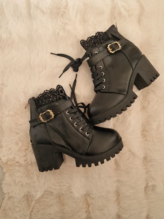 Нови Дамски Боти