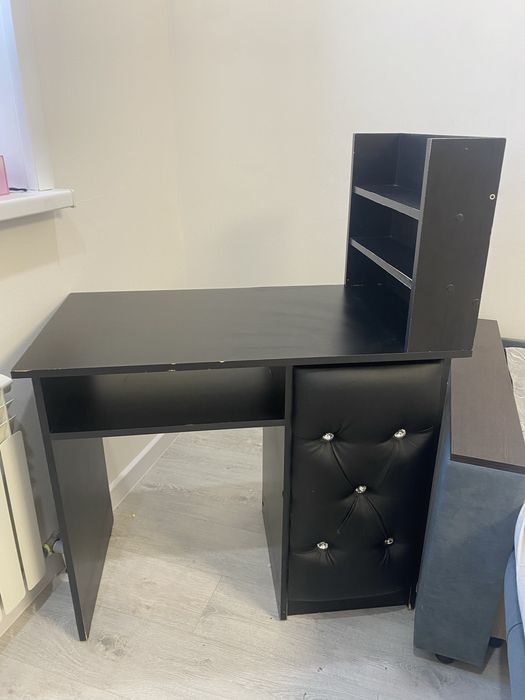 Маникюрный стол, стол, гель-лак, стол для маникюра, шкаф