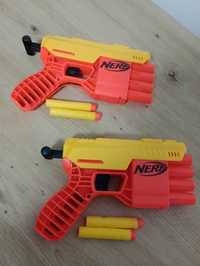 Vand lot cu doua jucarii arme Nerf Alpha Strike