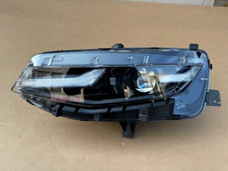 Far stanga Chevrolet Camaro 2019-2024 cod 84756145