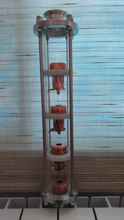 Продам Тарельчато-колпачковую  колонну 2,0 дюйма 4 уровня