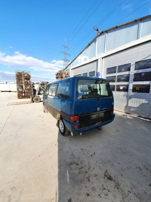 VW transporter T4 motor 2.4 syncro Dezmembrez/Dezmembram