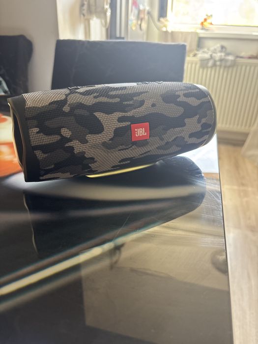 Boxa jbl charge 4