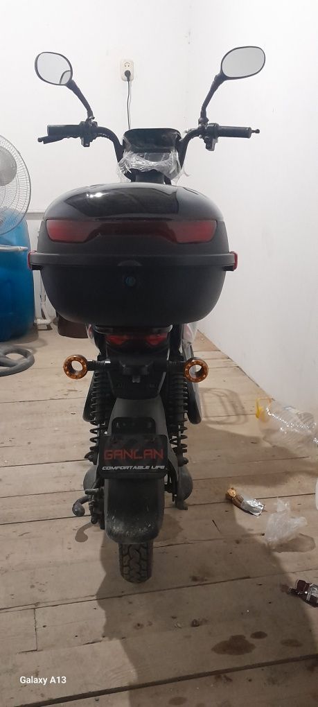 Zor elektro sukutr yaxshi  holati ideal