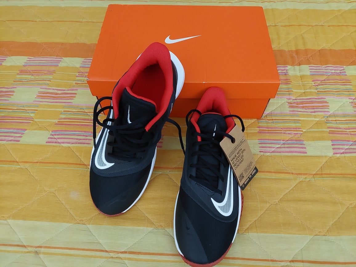 Маратонки Nike Precision 7
