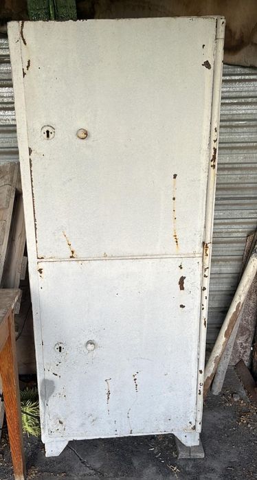 срочно продам сейф