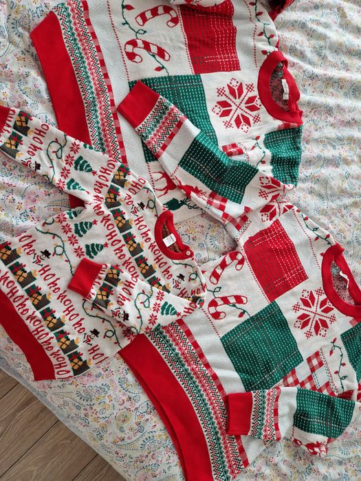 Коледни пуловери