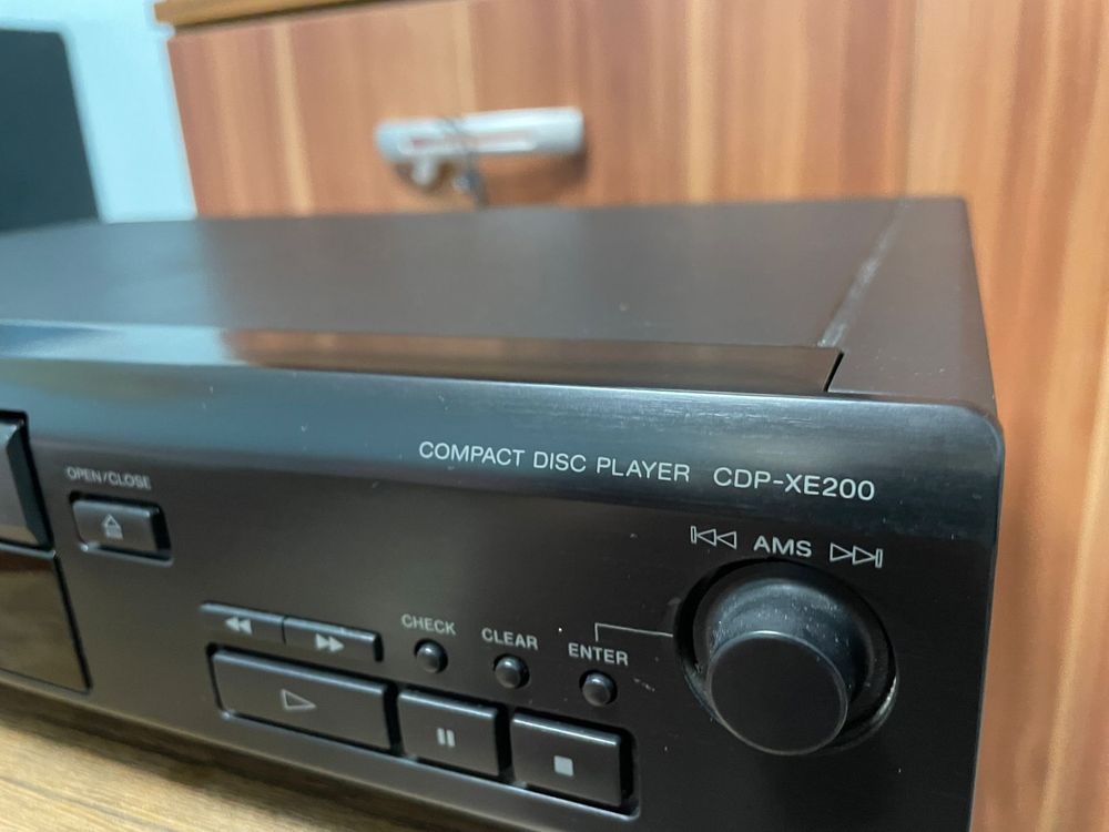Sony CDP-XE200 Compact Disc Player