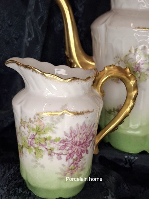 Старинен сервиз за кафе