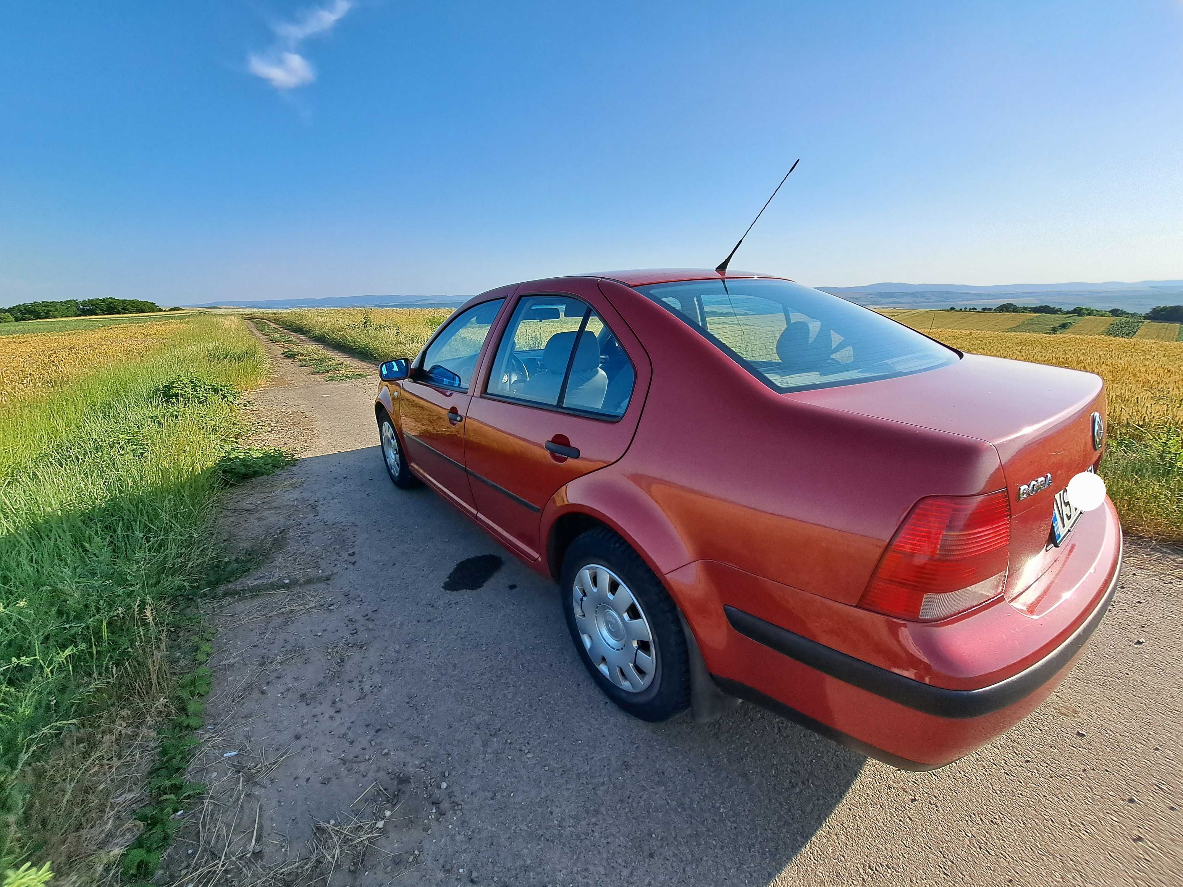 DE VÂNZARE! Volkswagen Bora, 1.6 benzină