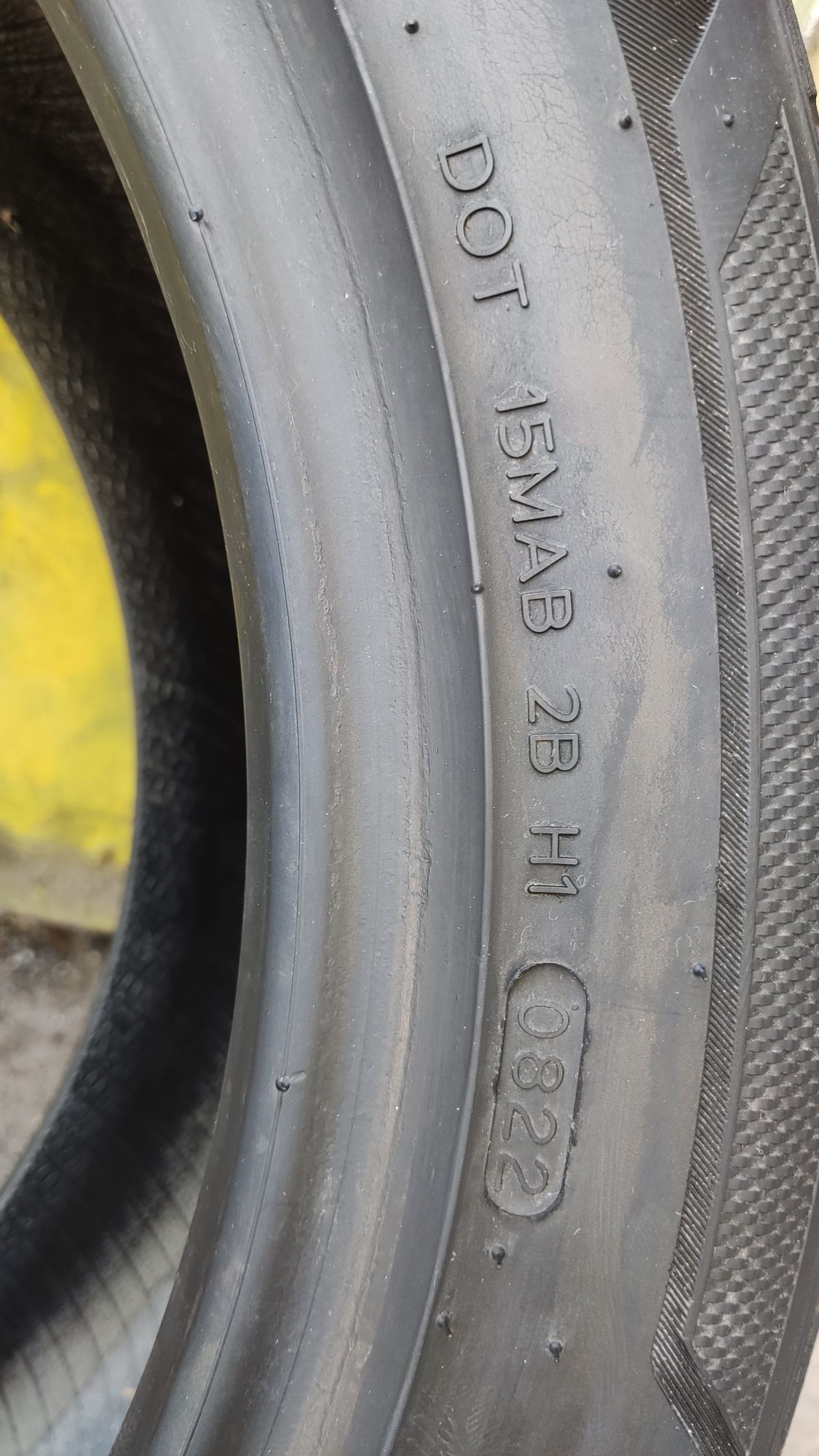 1бр лятна гума 225/50/17 Hankook Ventus S1 Evo3 
dot0822
5.4mm грайфер