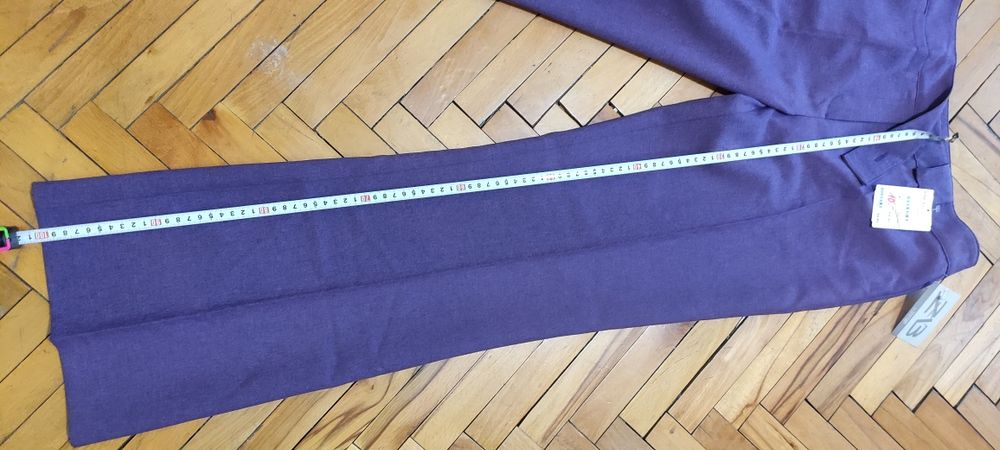 Дамски панталон цвят тъмно лилав