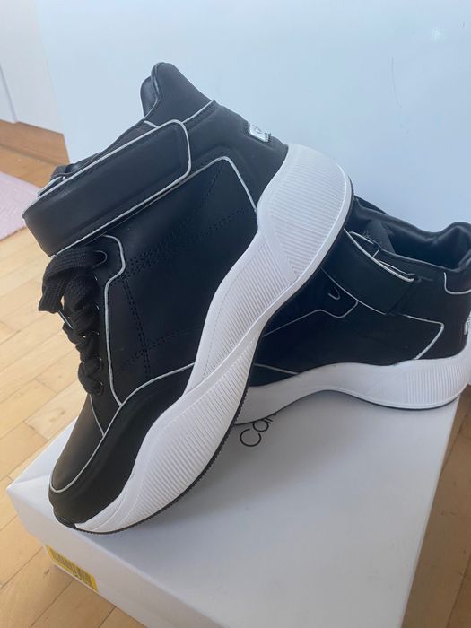 Елегантни обувки естествена кожа и боти Calvin Klein 36 номер