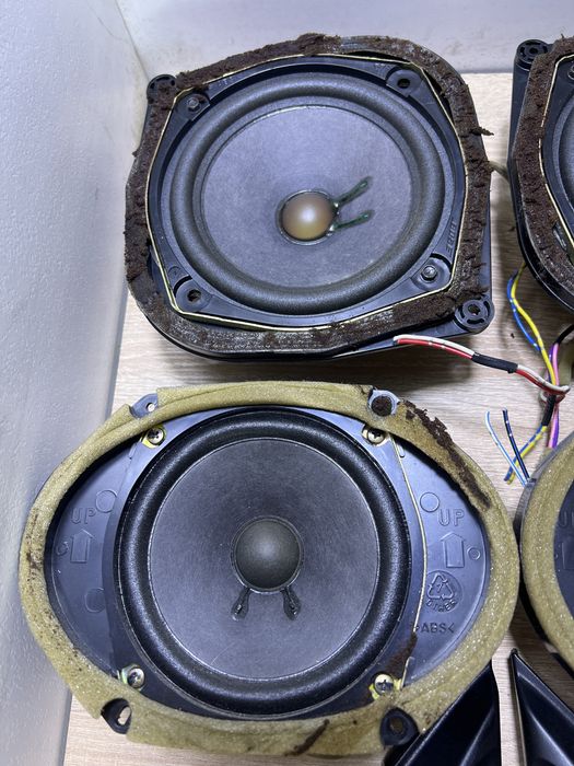 Boxa difuzor Bose Mazda 6 Pret pe bucata! Sau 200 lei set cu tweetere