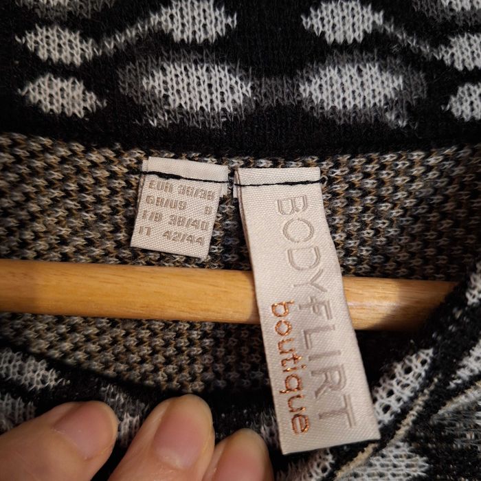 Rochie tricotată negru imprimat, mărime 36/38