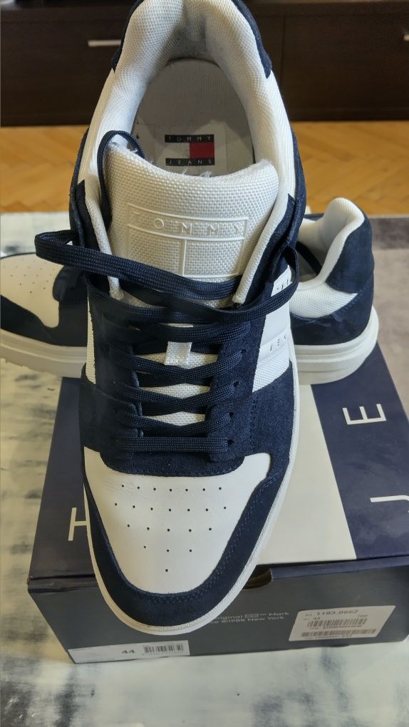 Tommy jeans Brooklyn suede номер 44