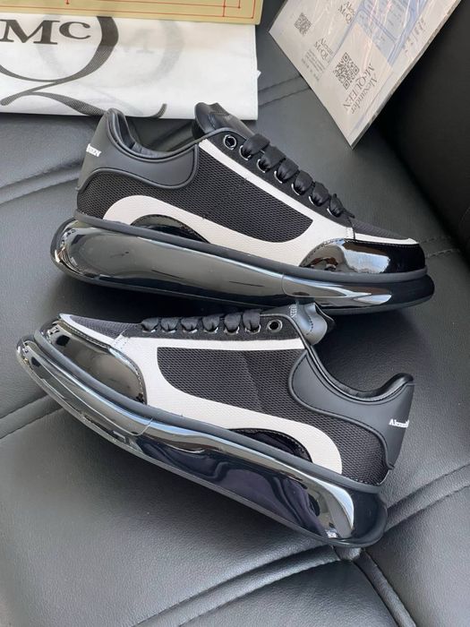 Adidasi Alexander Mcqueen noi !!! Marimi 40/44 !!!