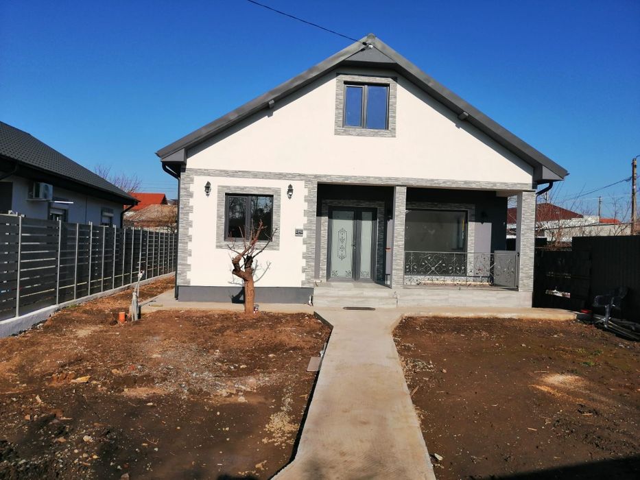 Casă de vânzare în Valu lui Traian