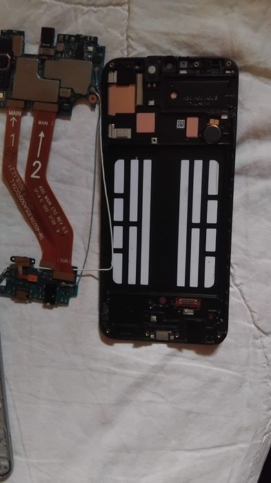 Reparații telefone orice tip va  de telefon și tablete lectopuri va mu