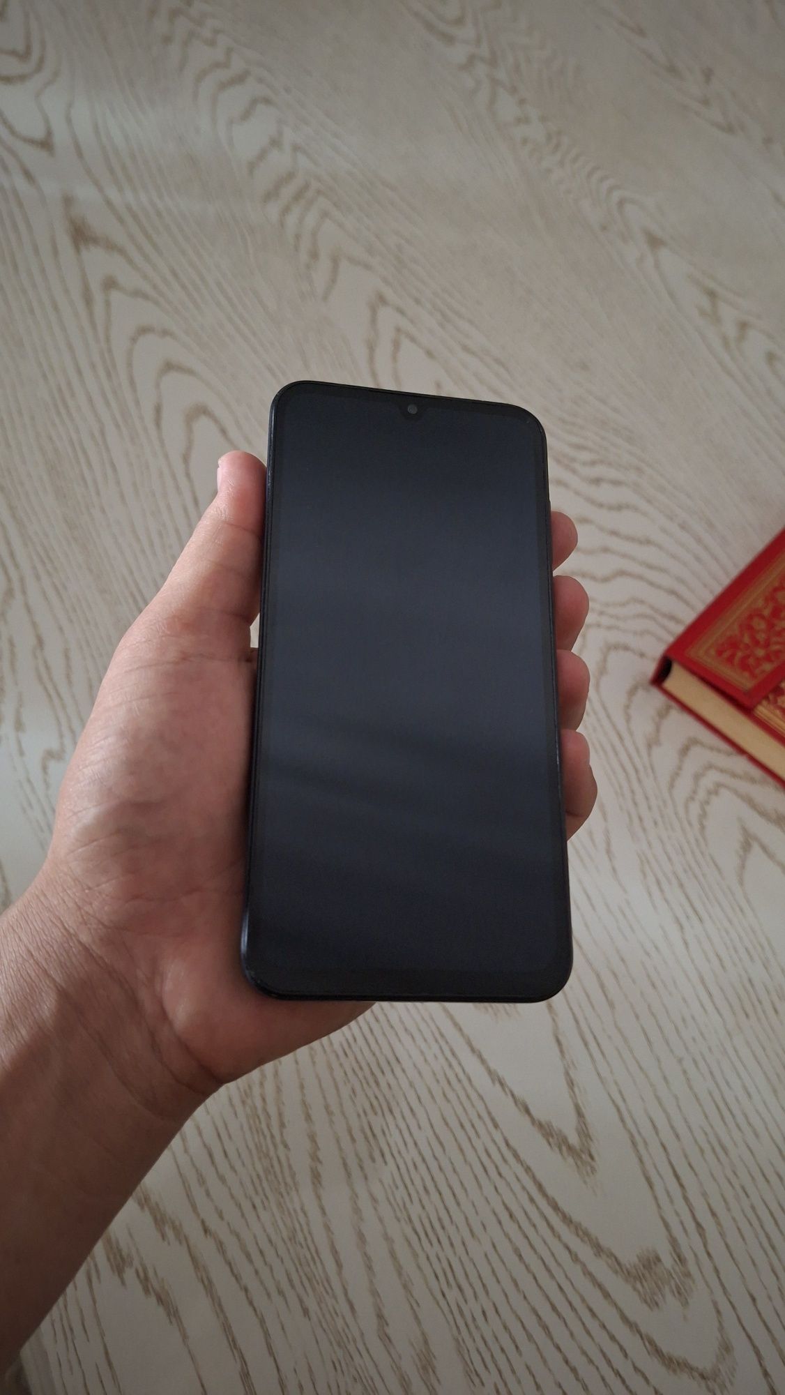 Samsung galaxy A15 srochno sotiladi
