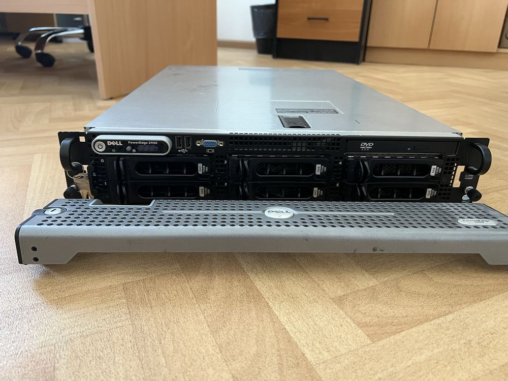 Сервер DELL PowerEdge 2950