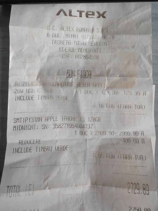 Vand telefon  iPhone 13