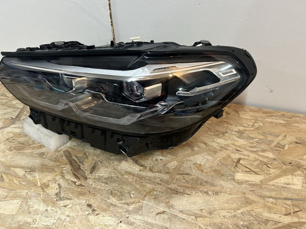 Far faruri bmw X3 G01 X4 G02 LCI led stanga 2021-2023