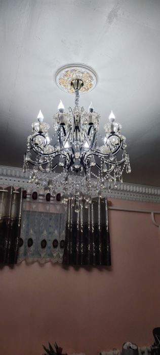 Люстра (кандил).