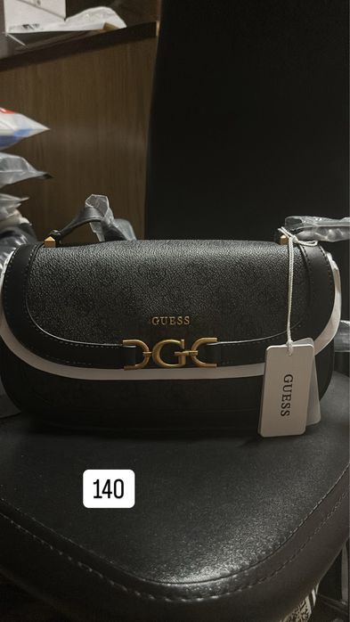 Оригинални чанти guess