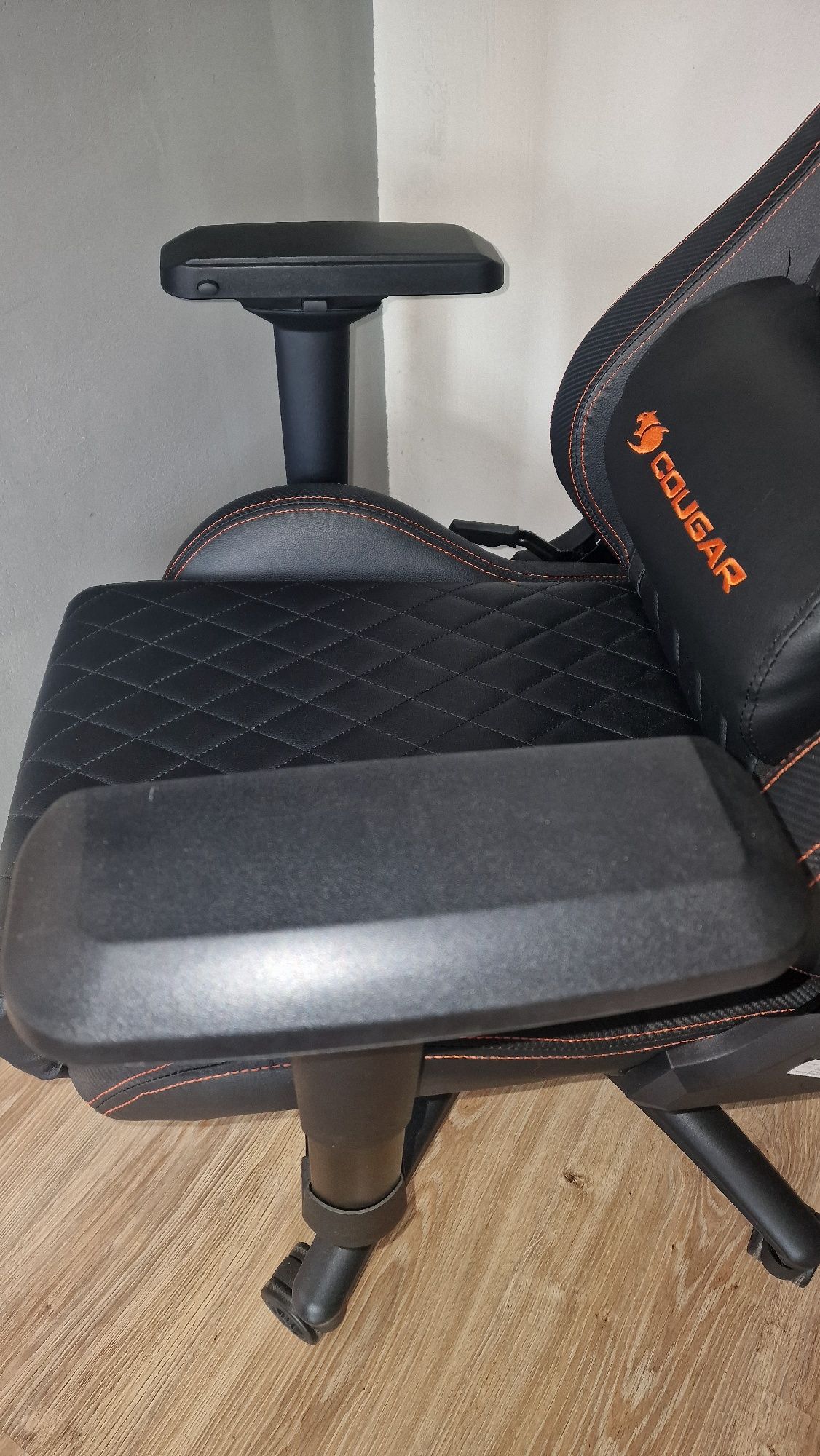 Cougar armor S BLACK