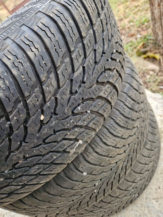 3 anvelope Nokian iarna 205 55 16