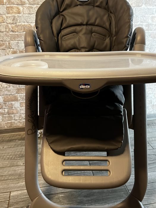 Vând scaun de masă pentru bebe