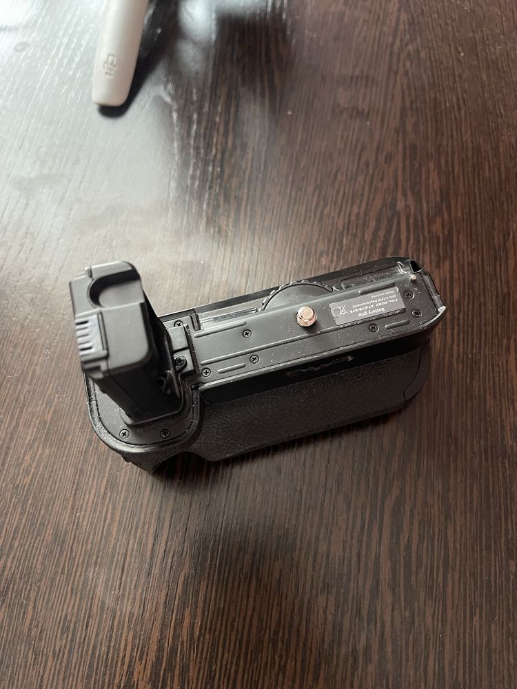 Батарейный блок battery grip  для Sony a7 II / A7S II / a7R II